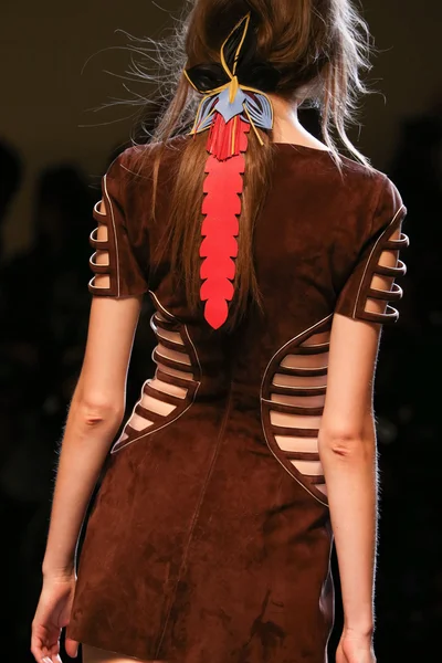 Look 84
